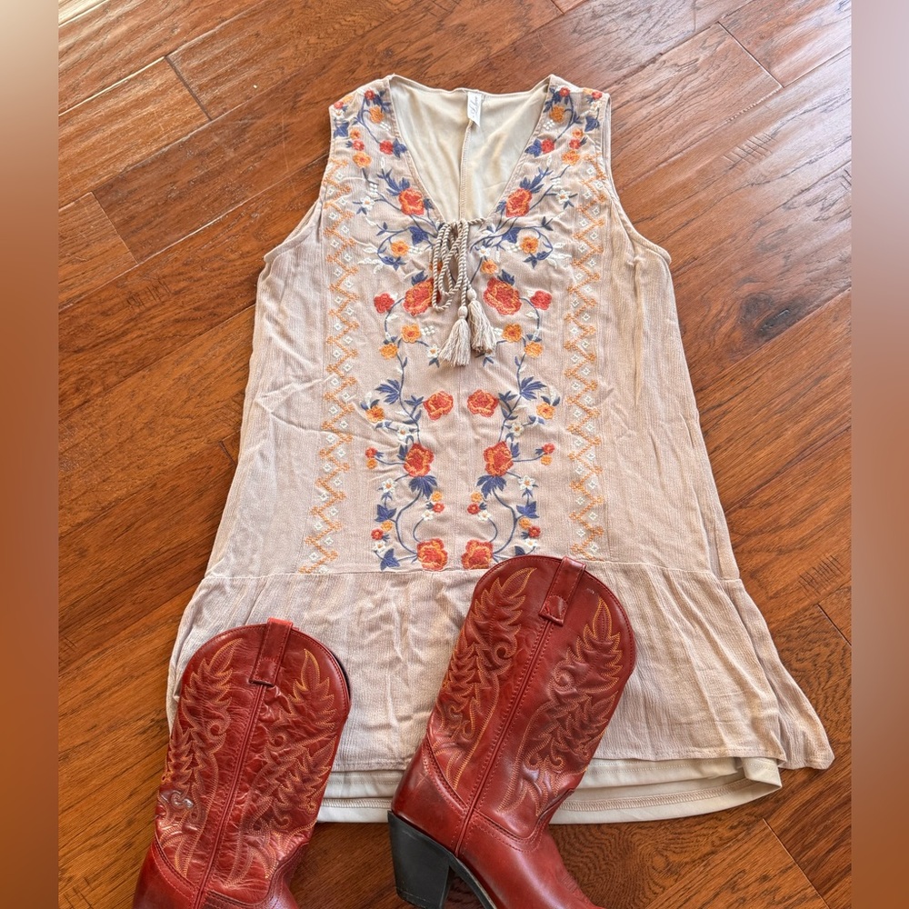 L‎ Love Embroidered Tunic Mini Dress